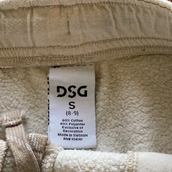 Two pair shorts 🐒 - Picture 5 of 5